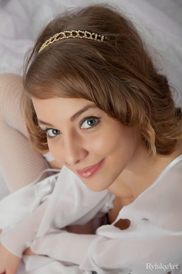Тамара, 21