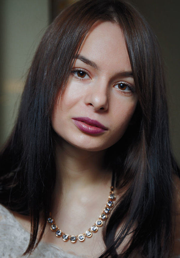 Ева, 34